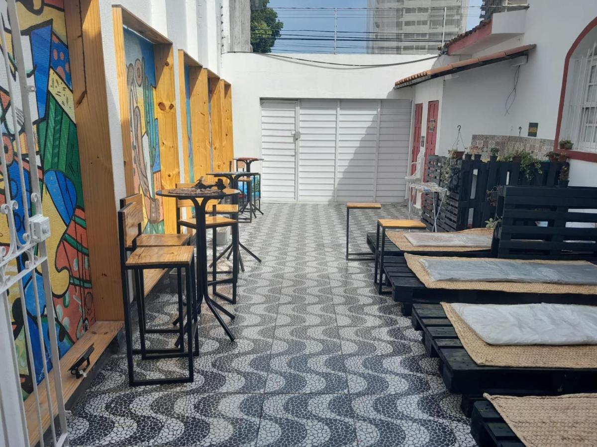 "Le Chat Qui Peche" Hostel A 150 Metros Da Praia De Pajucara Maceió Екстериор снимка