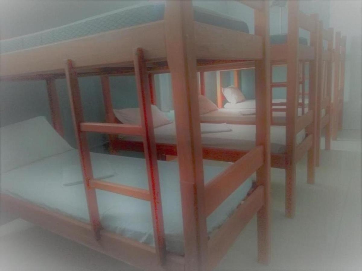 "Le Chat Qui Peche" Hostel A 150 Metros Da Praia De Pajucara Maceió Екстериор снимка