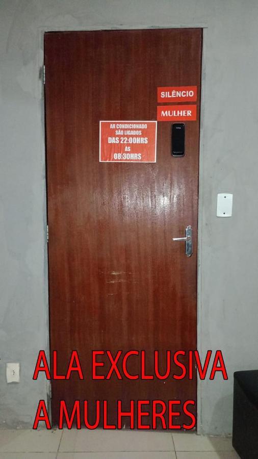 "Le Chat Qui Peche" Hostel A 150 Metros Da Praia De Pajucara Maceió Екстериор снимка