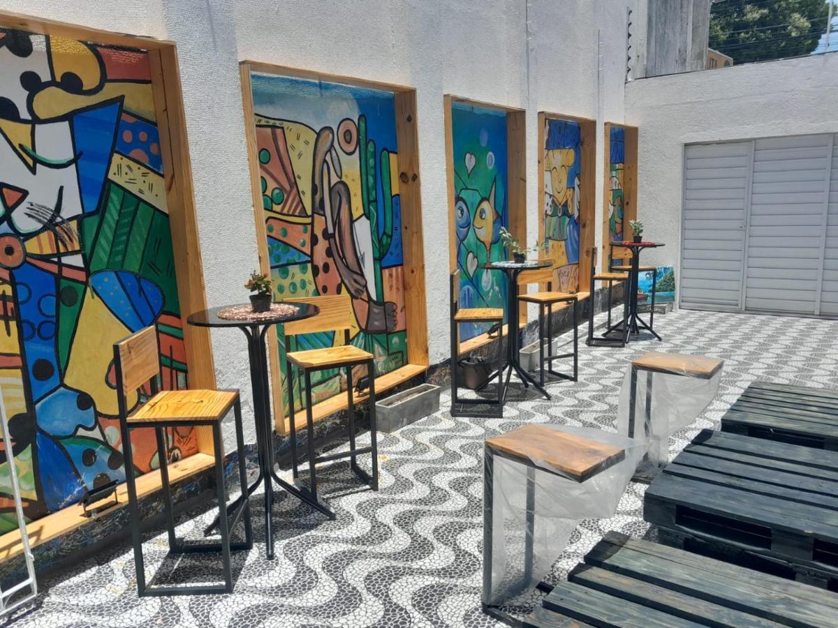 "Le Chat Qui Peche" Hostel A 150 Metros Da Praia De Pajucara Maceió Екстериор снимка